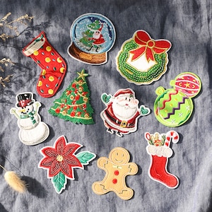 Toppa natalizia ricamata da stirare, motivo natalizio con fiori/calzini/alberi/Babbo Natale, decorazione da cucito, regalo per ornamenti natalizi.