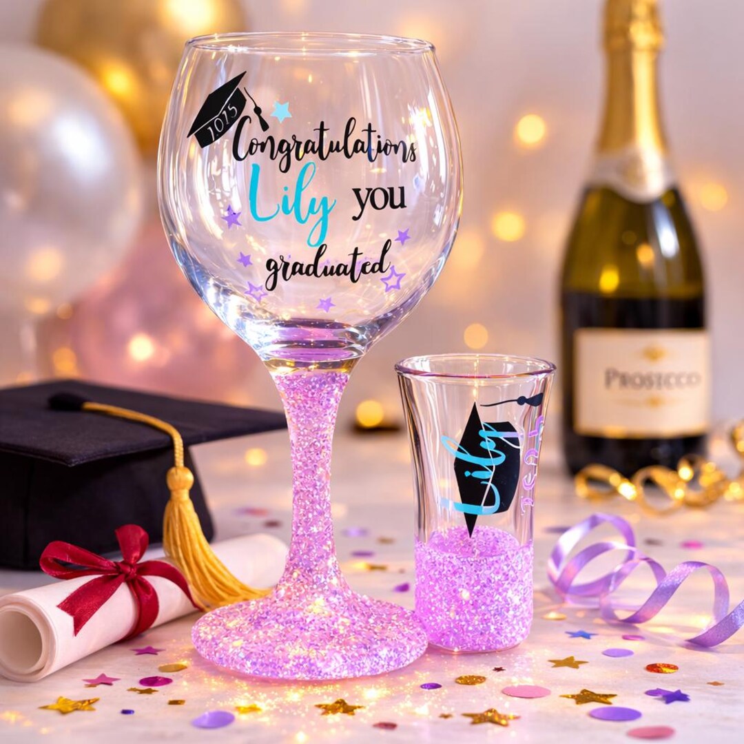 Personalised 2026 Graduation Glass| Custom Name Keepsake | 21 Colour ...
