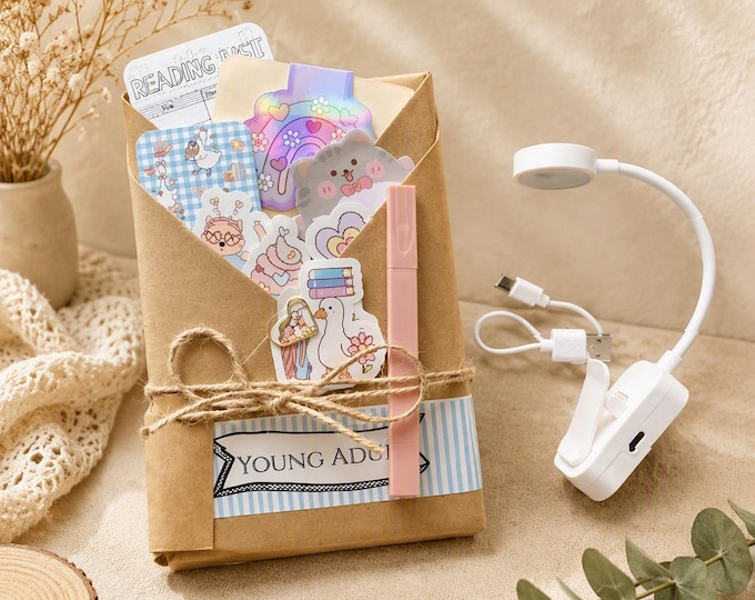 Personalised Book Lover Gift Set | Genre Choice, Surprise Book & Accessories (Reading Light)