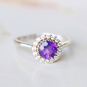 Art Deco Amethyst Engagement Ring, 925 Silver Round Amethyst, Topaz Vintage Halo Classic Ring,Women Gifted Daily Worn Amethyst Gifted Ring.