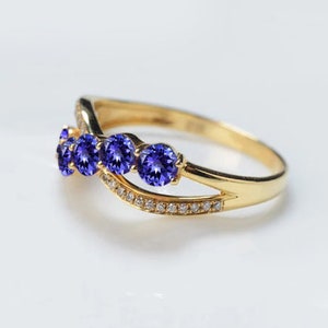 AAA Tanzanite Diamond Kiss-Cross Wedding Band 14K 5 Stone Wedding Eternity Gifted Band Round Tanzanite Infinity Wedding Ceremony Gifed Band.