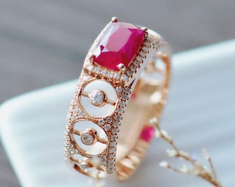 Rubí de Tailandia, alianza de boda nupcial con diamante, oro de 14 quilates, rubí, diamante, banda de eternidad, anillo de ceremonia para mujeres dotadas, anillo de aniversario de rubí con halo de diamante
