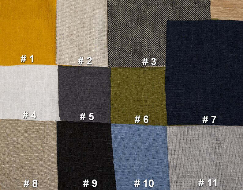 Puede incluir: Once muestras de tela en varios colores y patrones, incluyendo amarillo, beige, gris, verde, azul y negro. Las muestras est&aacute;n numeradas del 1 al 11.