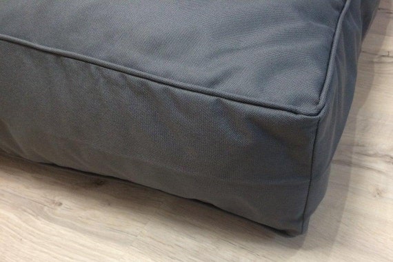 Water-resistant Outdoor Mattress Cover 