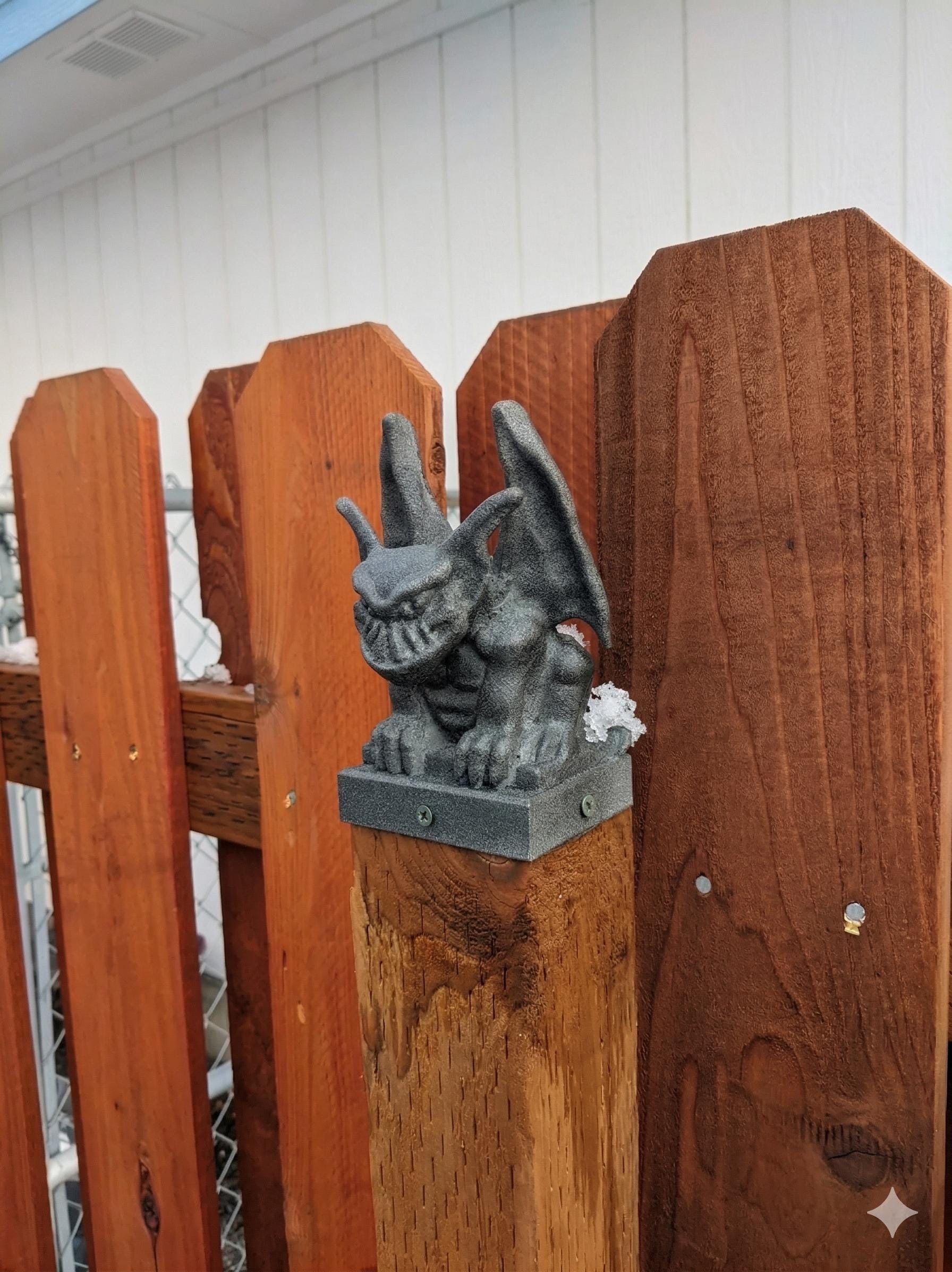 Gargoyle Fence Post Topper 4x4 PVC Vinyl or Wood - Garden Gargoyal Statue - Gargoyle Figurines - Gothic Goth Scary Halloween Garden Decor
