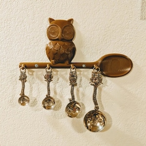 ANY COLOR! Owl Measuring Spoon Holder | Kitchen Accessories for Mom and Grandma | Outdoors & Nature Lovers Housewarming Gift Cute Owls Gift