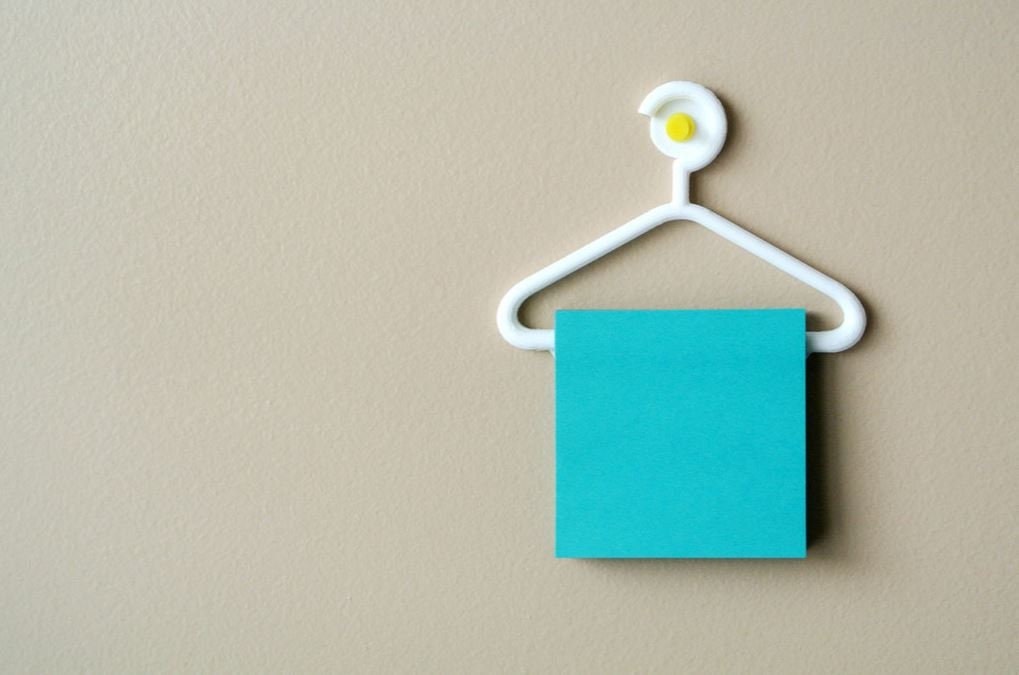 Sticky Note Hanger