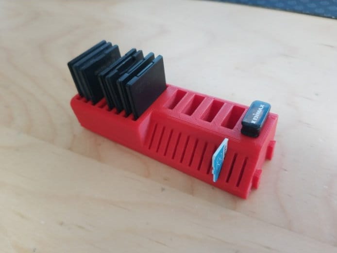 USB Thumb drive and SD Mini Micro SD Card Holder | Desk Organizer