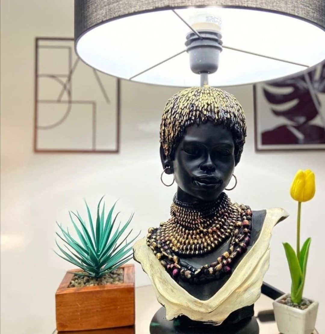 Sculpture Lampshade, 29.5 Inch, Design Table Lamp, African Woman