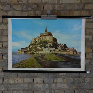Mont-Saint-Michel, Normandie, Frankreich: original 1960er Jahre Schulposter Schulposter Schulposter Schulposter Kloster