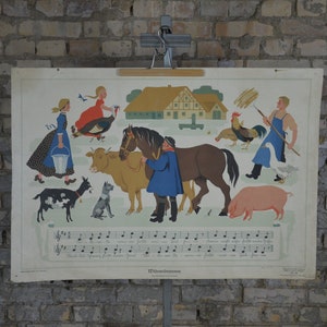 Weitbreites Volkslied: Original Vintage 1940er Jahre Lehrposter Volksschule Wandkarte Druck Kinderlied Bauernhof Tiere
