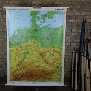 Deutschsprachige Länder: Original Vintage 1990er Jahre Lehrposter Schulwandkarte Roll down Druck Deutschland Österreich Schweiz Große Karte
