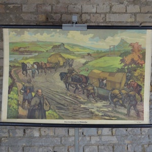 Landstraße, Mittelalter: original vintage 1950er Jahre Lehrposter Schule Wandkarte Roll down Druck Kaufmannskutsche Schloss