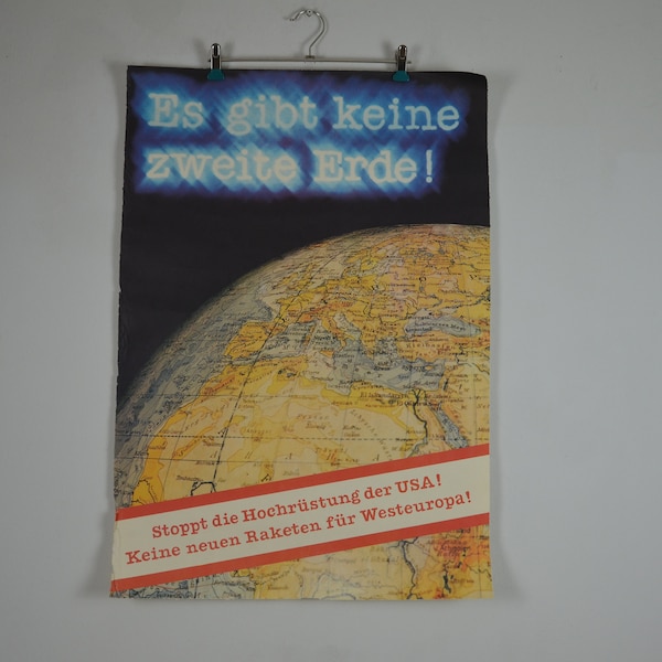 Il n’y a pas de Seconde Terre ! original des années 1980 vintage RDA affiche de propagande socialiste œuvre politique pacifiste anti-guerre paix Neon Sign Globe