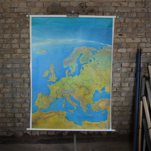 Vista satellitare dell'Europa: mappa tedesca originale d'epoca degli anni '80, poster scolastico, mappa murale, stampa, vista dello spazio UE Berann-Vielkind
