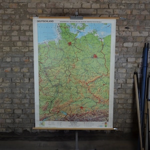 Landkarte Ost & West / geteiltes Deutschland: Original Vintage 1980er Jahre Lehrposter Schule Wandkarte Roll down Druck Geografie Europa
