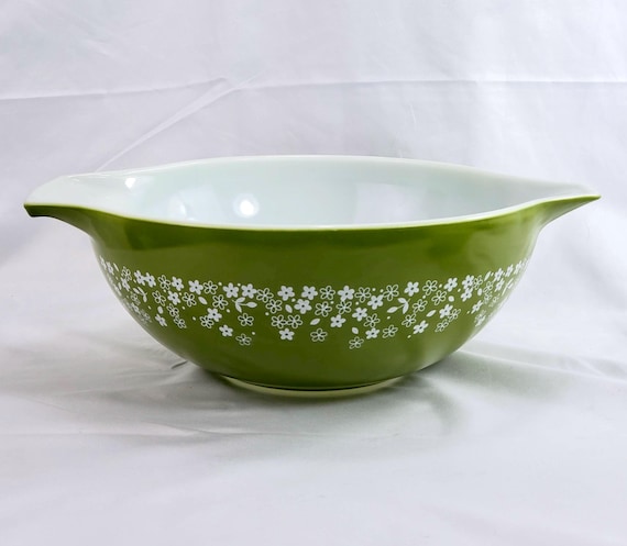Vintage Pyrex Crazy Daisy/spring Blossom Cinderella Nesting Bowls