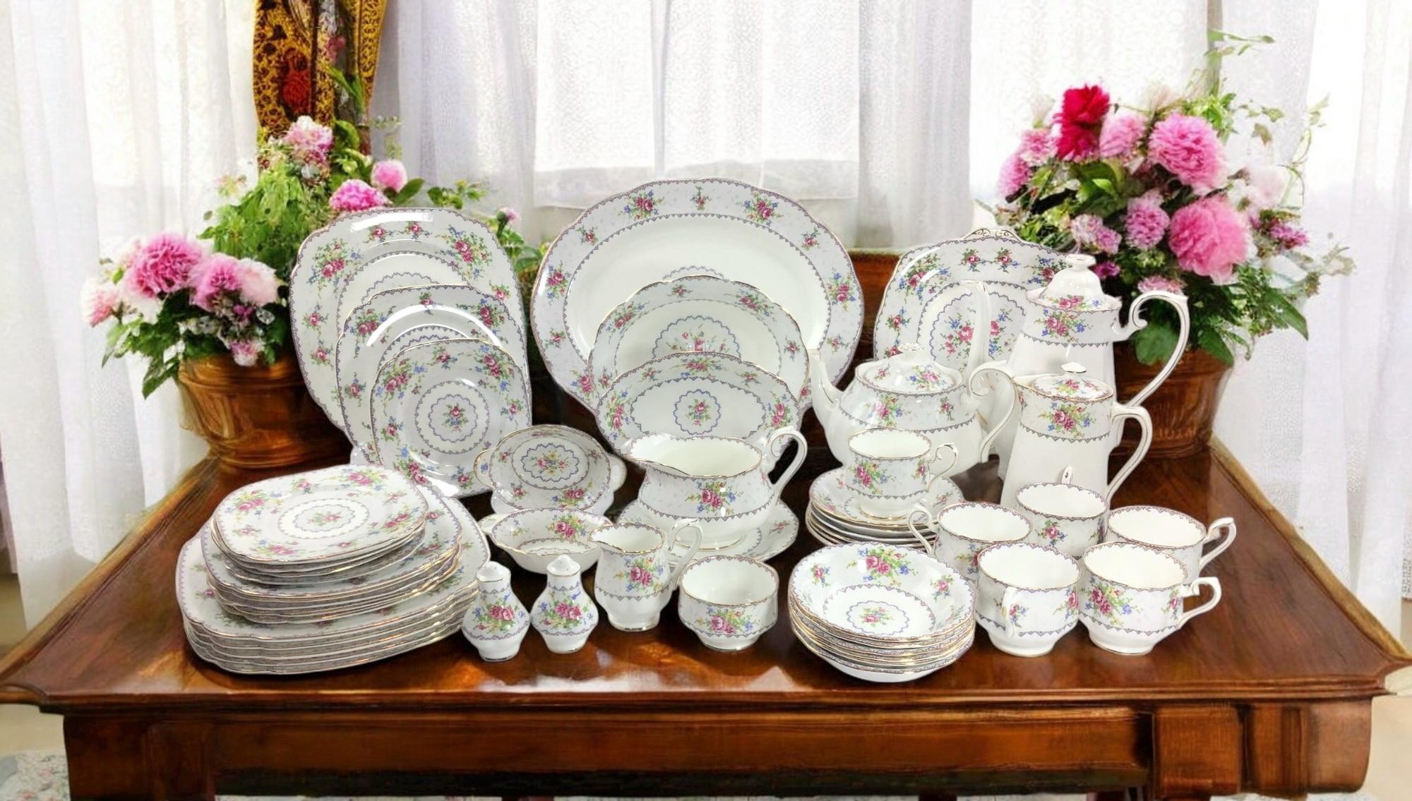 Needlepoint Royal Albert