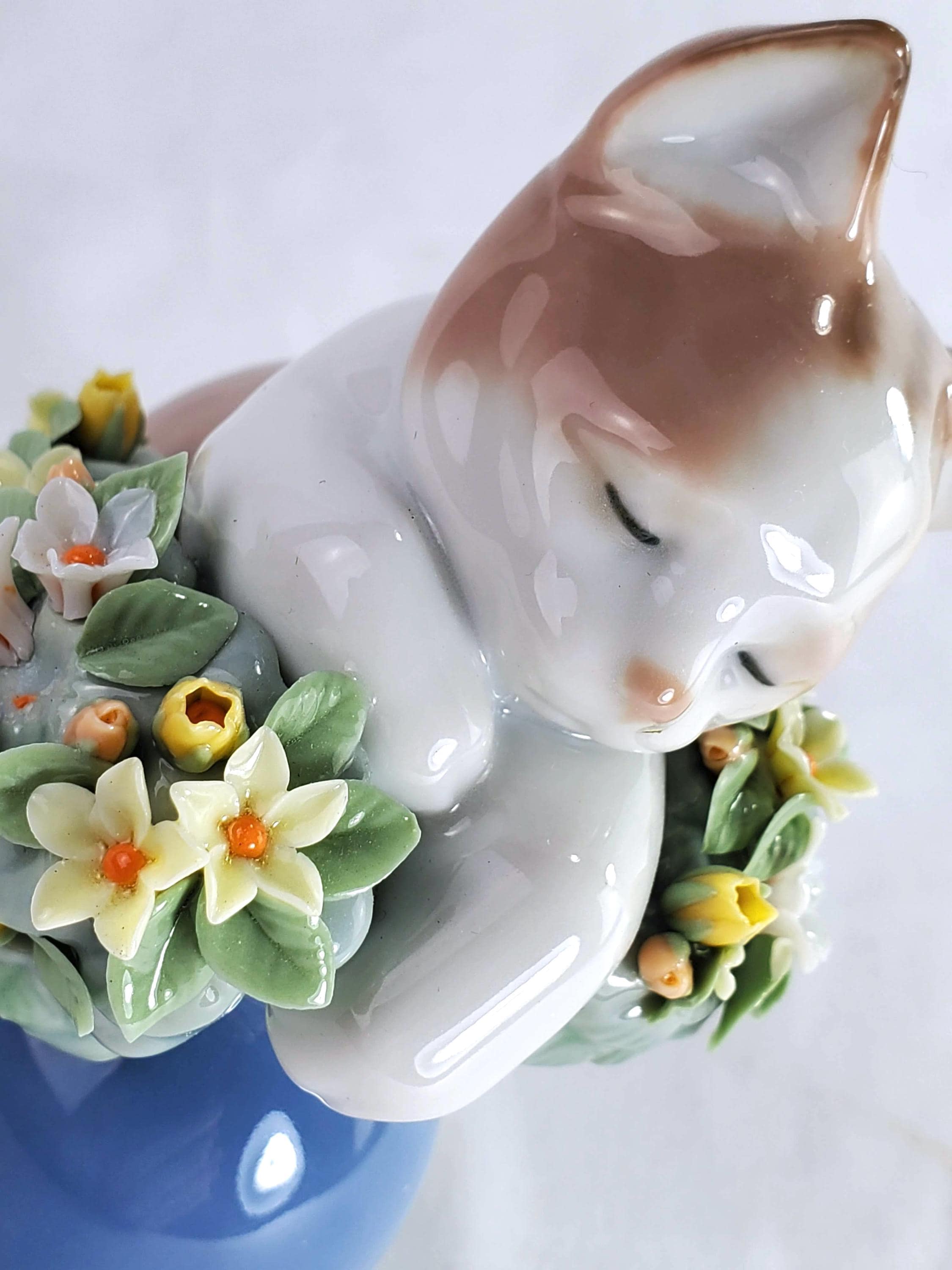 Vintage Lladro Porcelain Figurine - Dreamy Kitten #6567 - Etsy