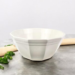 Vintage Pfaltzgraff Heritage White Stoneware Large Heavy Weighted 13&quot; Dough Bowl