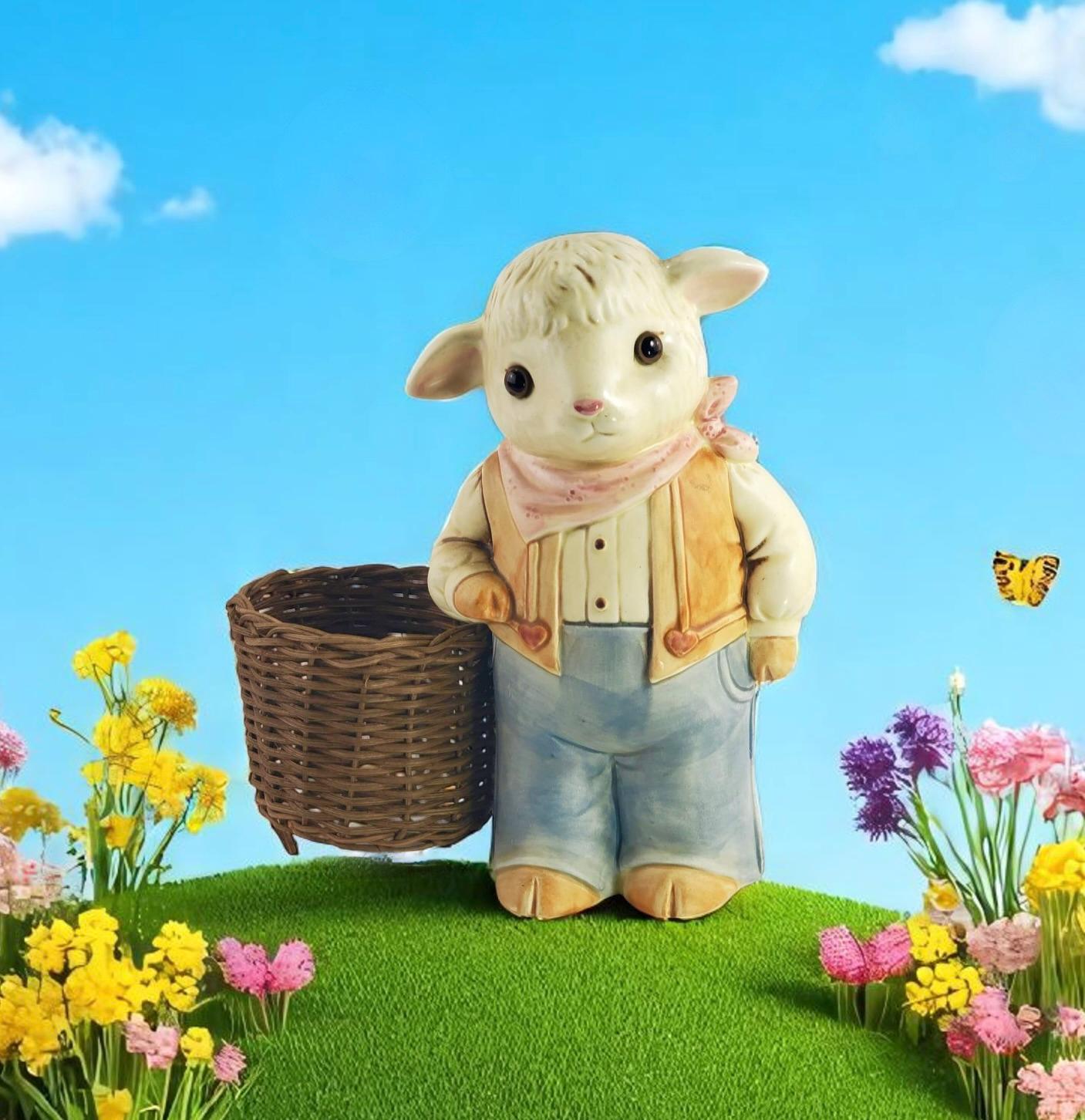 プップ さま】* antique sheep ✵ * 鈴をつけた小さな 羊さん
