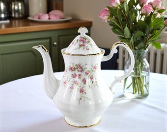 Cafetera vintage Paragon de porcelana fina con diseño de rosas victorianas