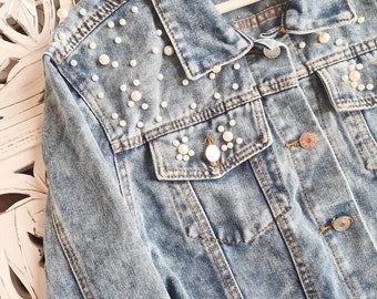 Veste en jean personnalisée pour mariée | Veste en jean Mrs | Cadeau de mariée veste en jean personnalisée | Veste de mariée en perles de mariée