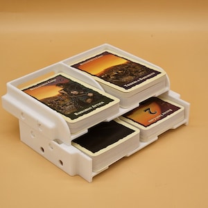 Bandeja para cartas para la expansión Comerciantes y Bárbaros de Catan: contiene 4 pilas de cartas