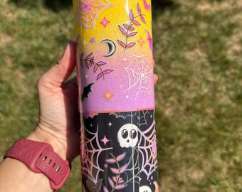 Halloween glitter tumbler, halloween gift for teen, spooky season tumbler, birthday gift for sister, Christmas gift for girlfriend
