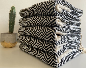 Black Zigzag Cotton Sofa Throw: Hand-Finished Herringbone Blanket
