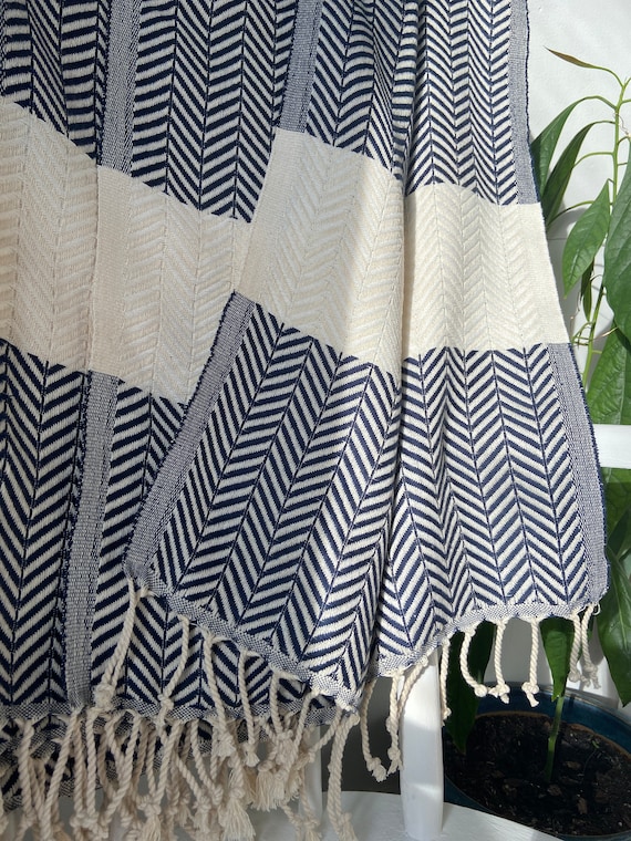 Zigzag Design Navy Soft Sofa Throw Cotton Throw Blanket Armchair