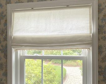 Estor romano de lino puro más grueso con pompones: Tratamiento de ventanas a medida, lino de 300-400 g/m².