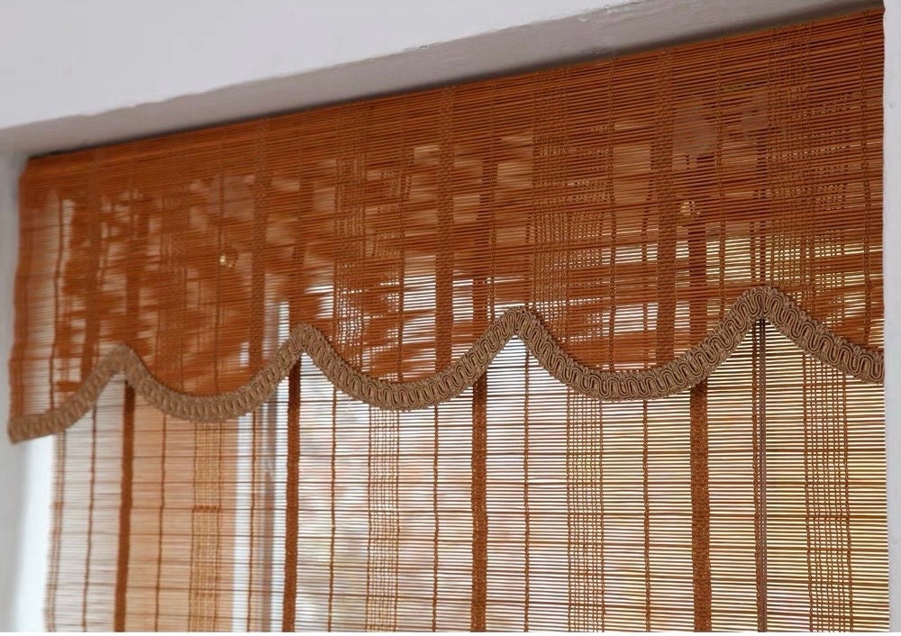 Bamboo Shades with Scallop Valance, Bamboo Fold Up Shades, Designer Window Treatment, Made to order Window Covering