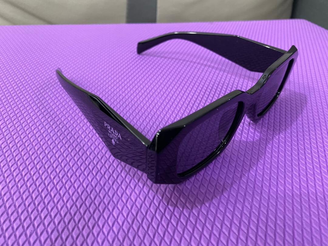 Sunglasses Classic Eyewear, Unisex Sunglasses, Y2k Trendy Black