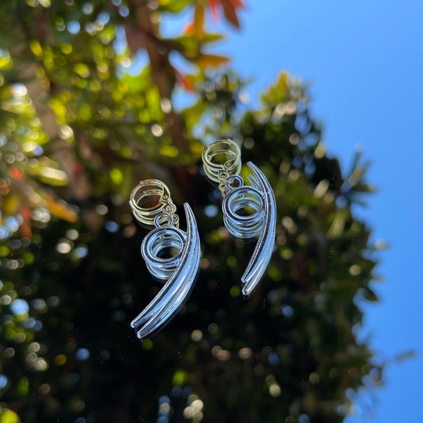 The Serpent’s Earrings