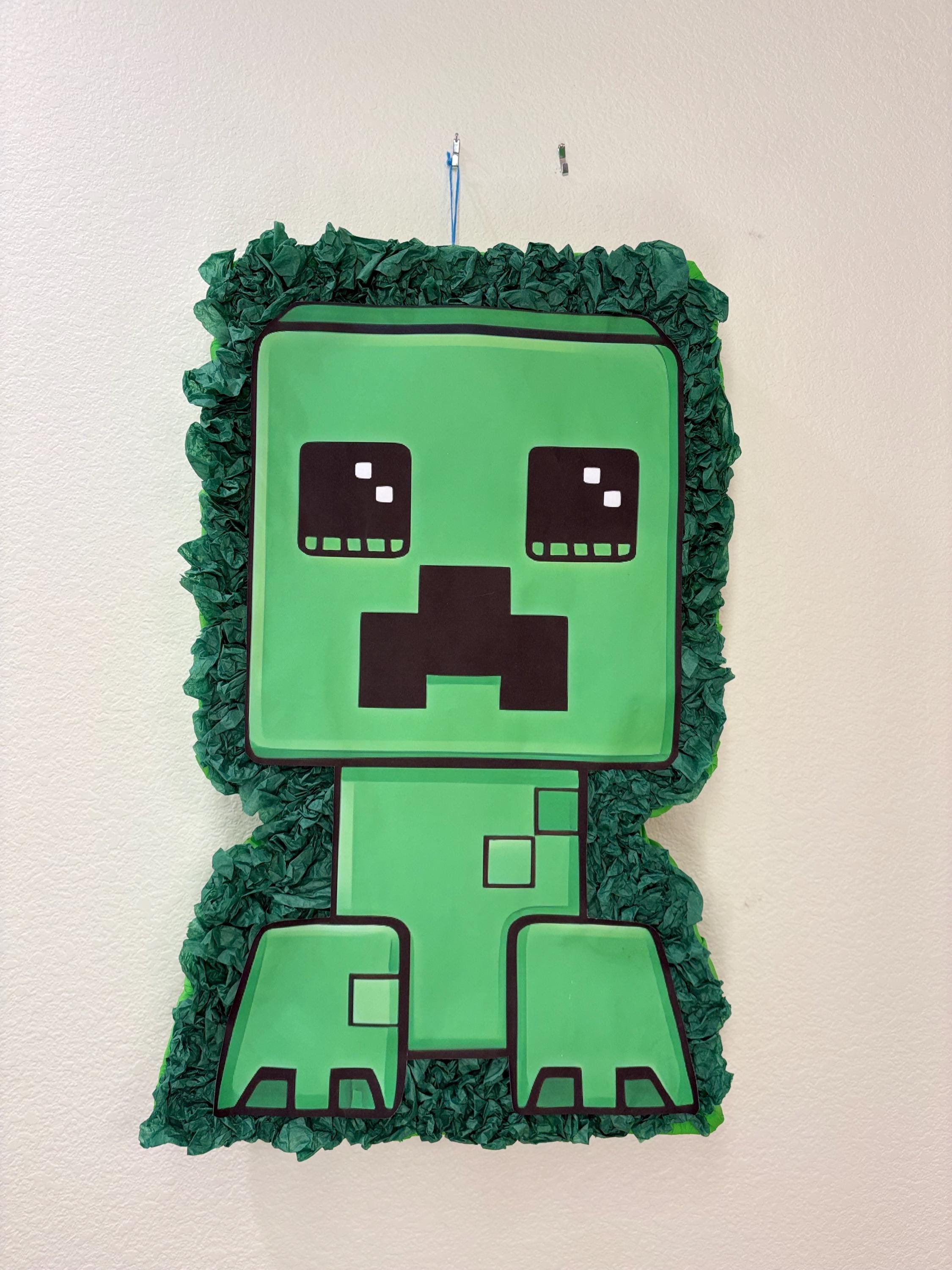 Large Creeper Piñata