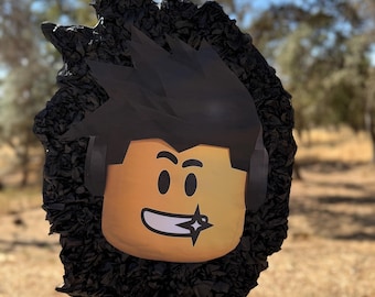 Op gamers geïnspireerde piñata in blokstijl: 24 x 18 x 4 inch