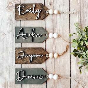 Etiquetas personalizadas para calcetines navideños, etiquetas de regalo para niños, etiquetas para cestas de Pascua, etiquetas de regalo de boda, etiquetas de regalo de cumpleaños, etiquetas de madera con nombre para calcetines navideños
