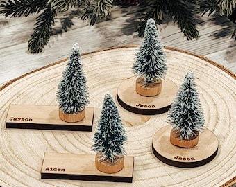 Personalized Christmas Tree Place Cards, Christmas Dinner Table Settings, Winter Holiday Seating Chart, Minimalist Party Decor, handcrafted