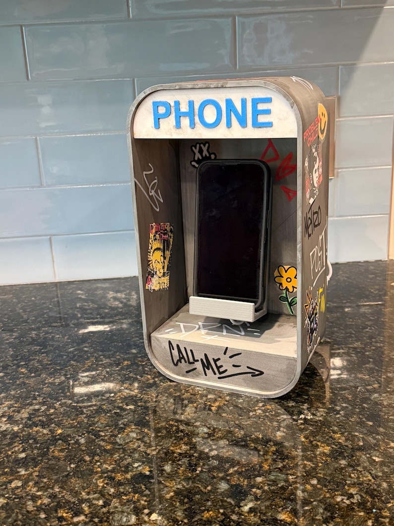 Retro Pay Phone Cellphone Charger and Nightlight, Graffiti Art, MagSafe for iPhone android, vintage payphone charging station, LED light image 4