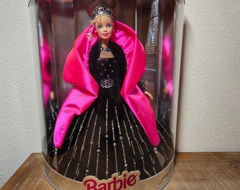 Mattel 1998 Happy Holidays Barbie Doll With Presentation Box - Etsy