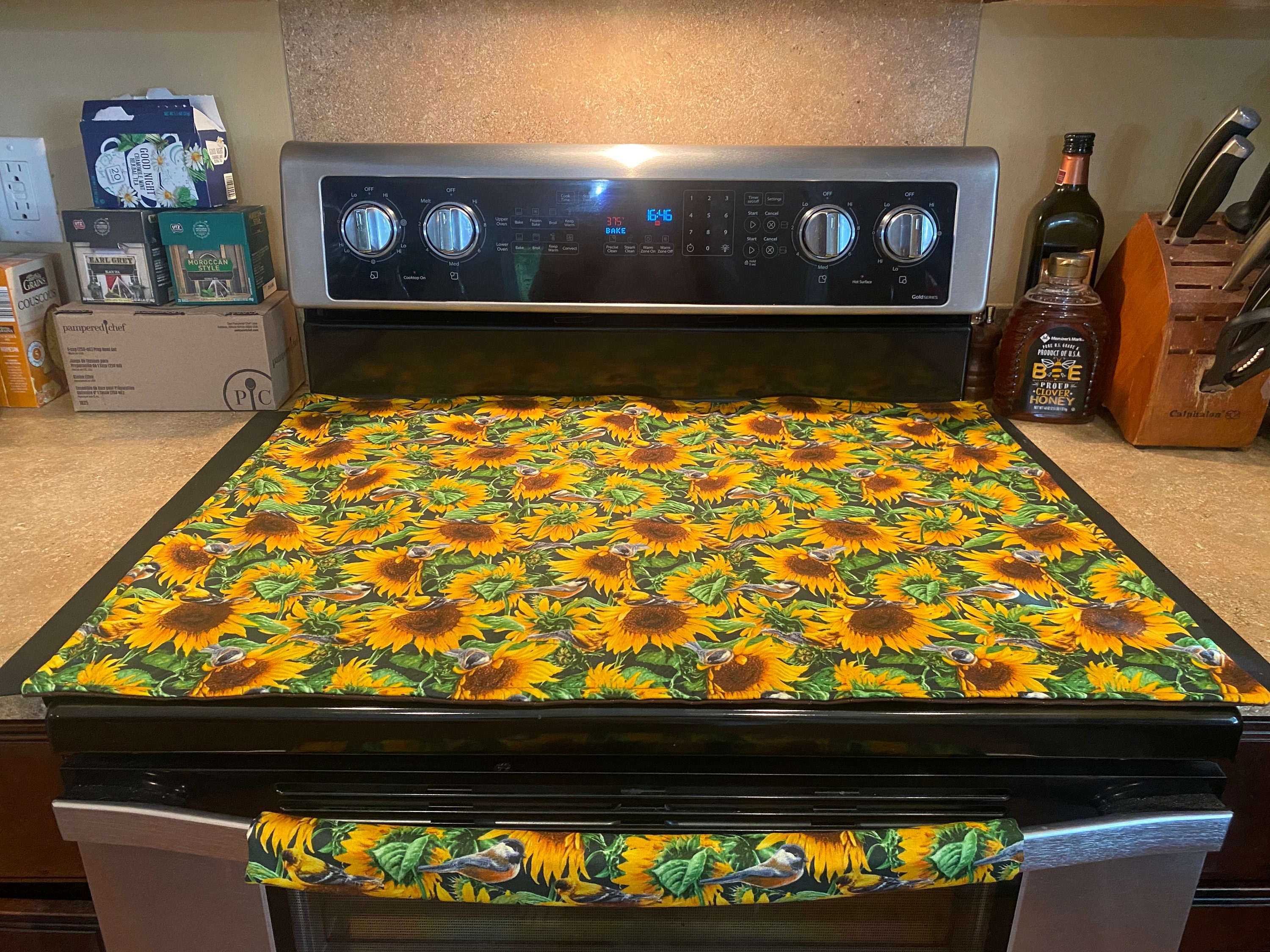 Quilted/canvas Glass Stove Top Cover and Protector for Electric