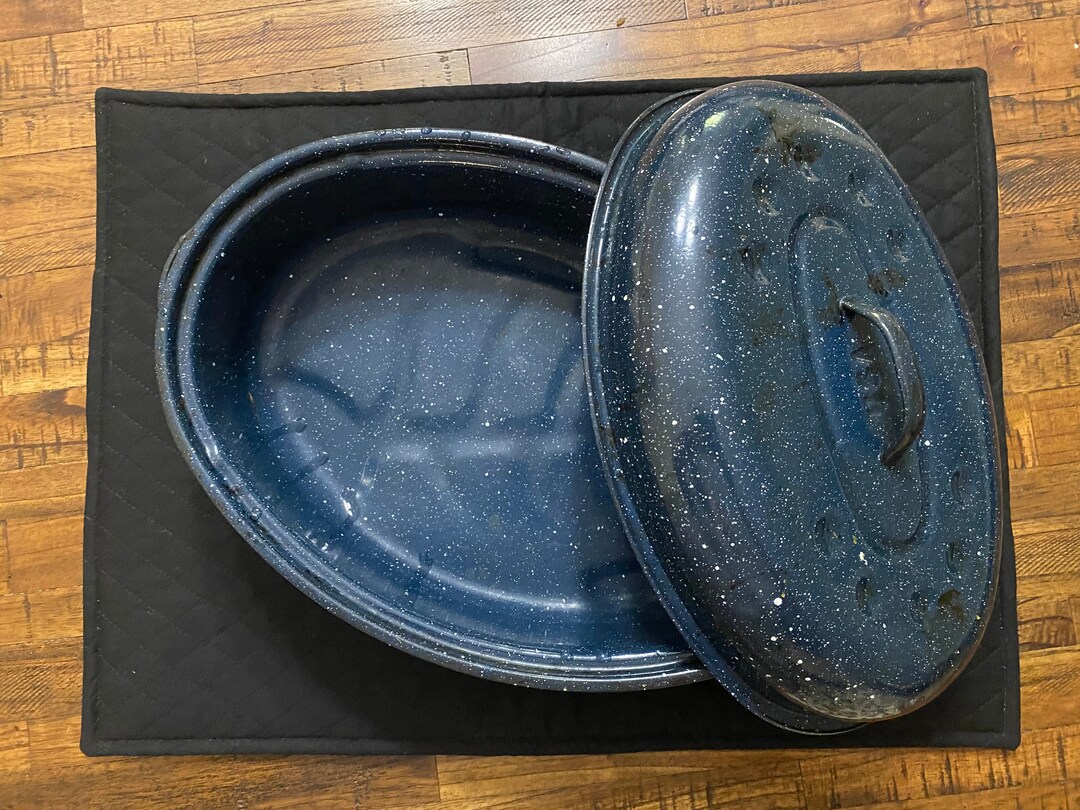 Double Quilted Hot Plate Mat Reversible Quilted Backside Perfect to