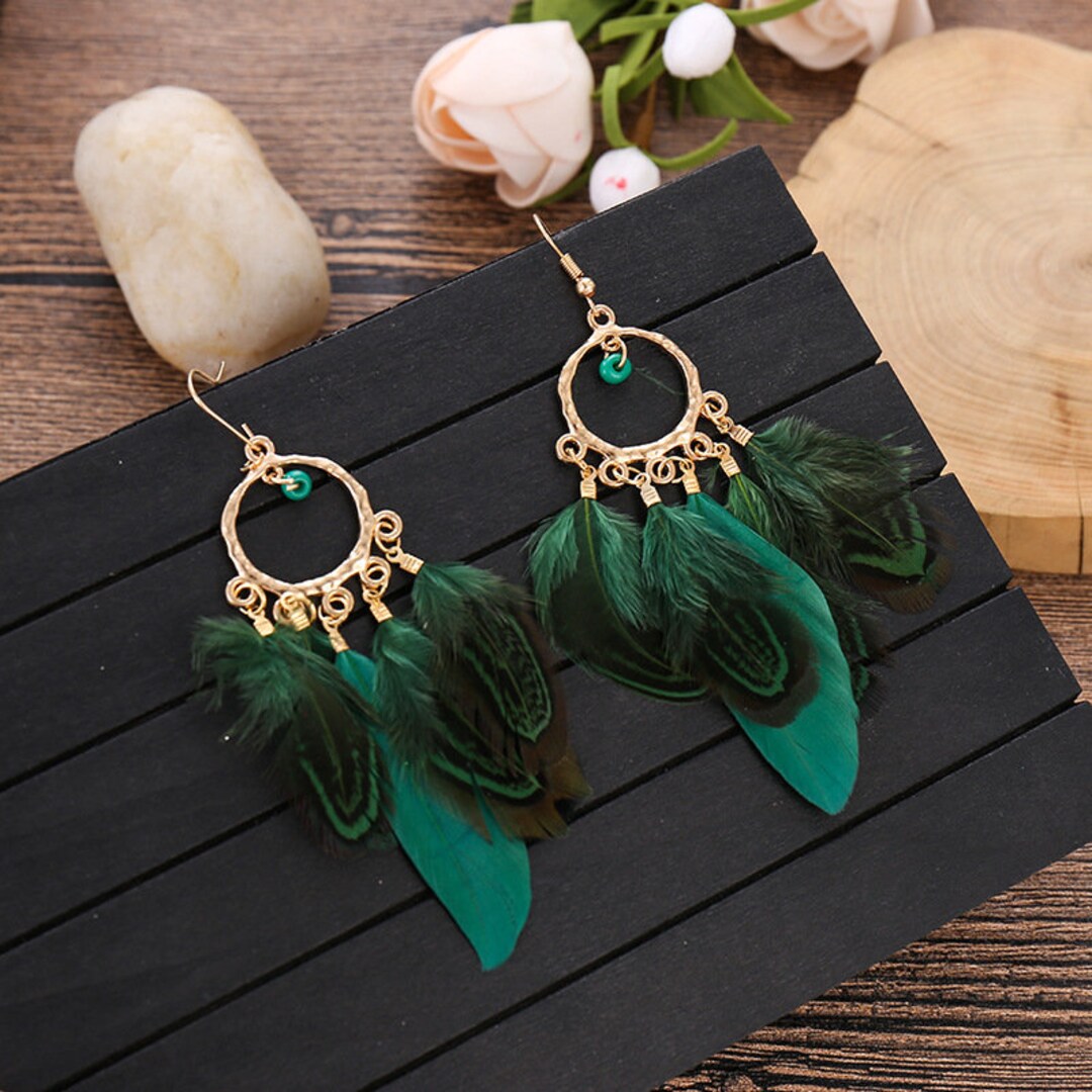 Green Natural Feather Earring Boho Gold Metal Round Circle 