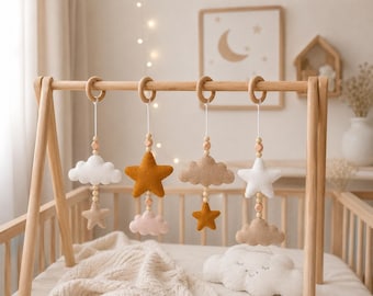 Giocattolo neutro per la palestra del bambino, mobile in feltro con stella e nuvola, decorazione per la cameretta fatta a mano