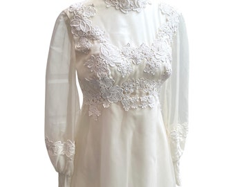 1960s William Cahill Lace Wedding Gown: Long Sleeve Train, Size Small/Medium