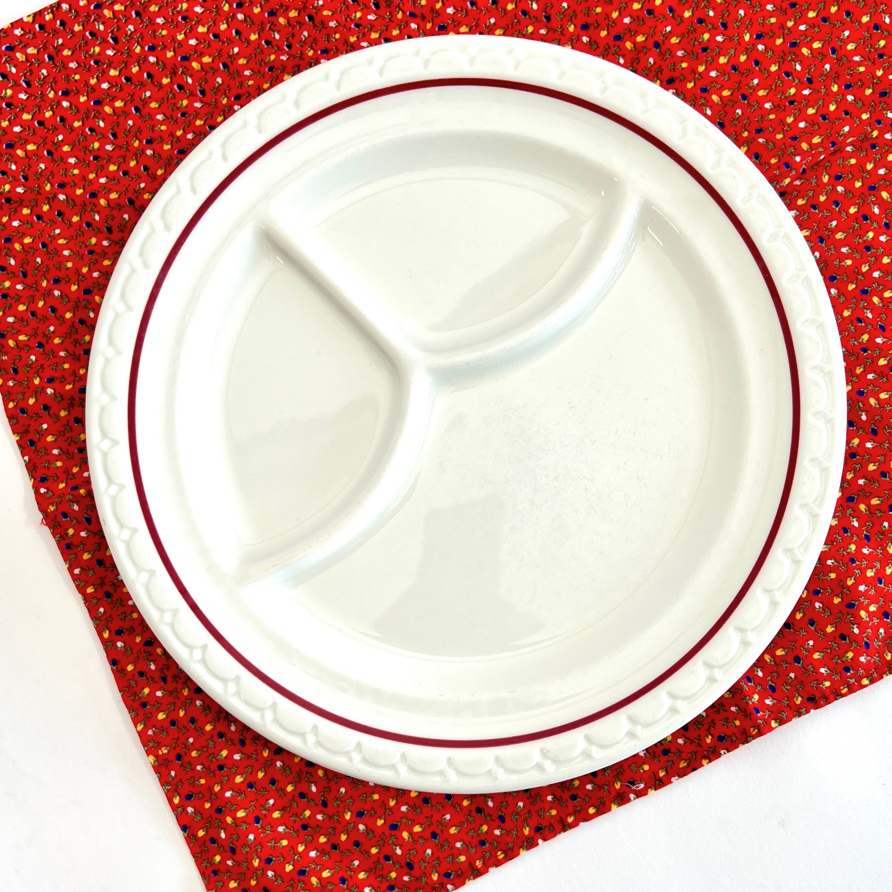 Set of 2 Retro Soup Bowls With Handles, Two Different