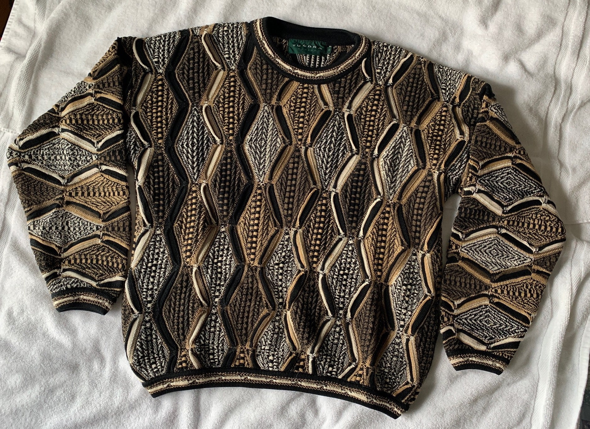 Vintage tundra sweater cheap
