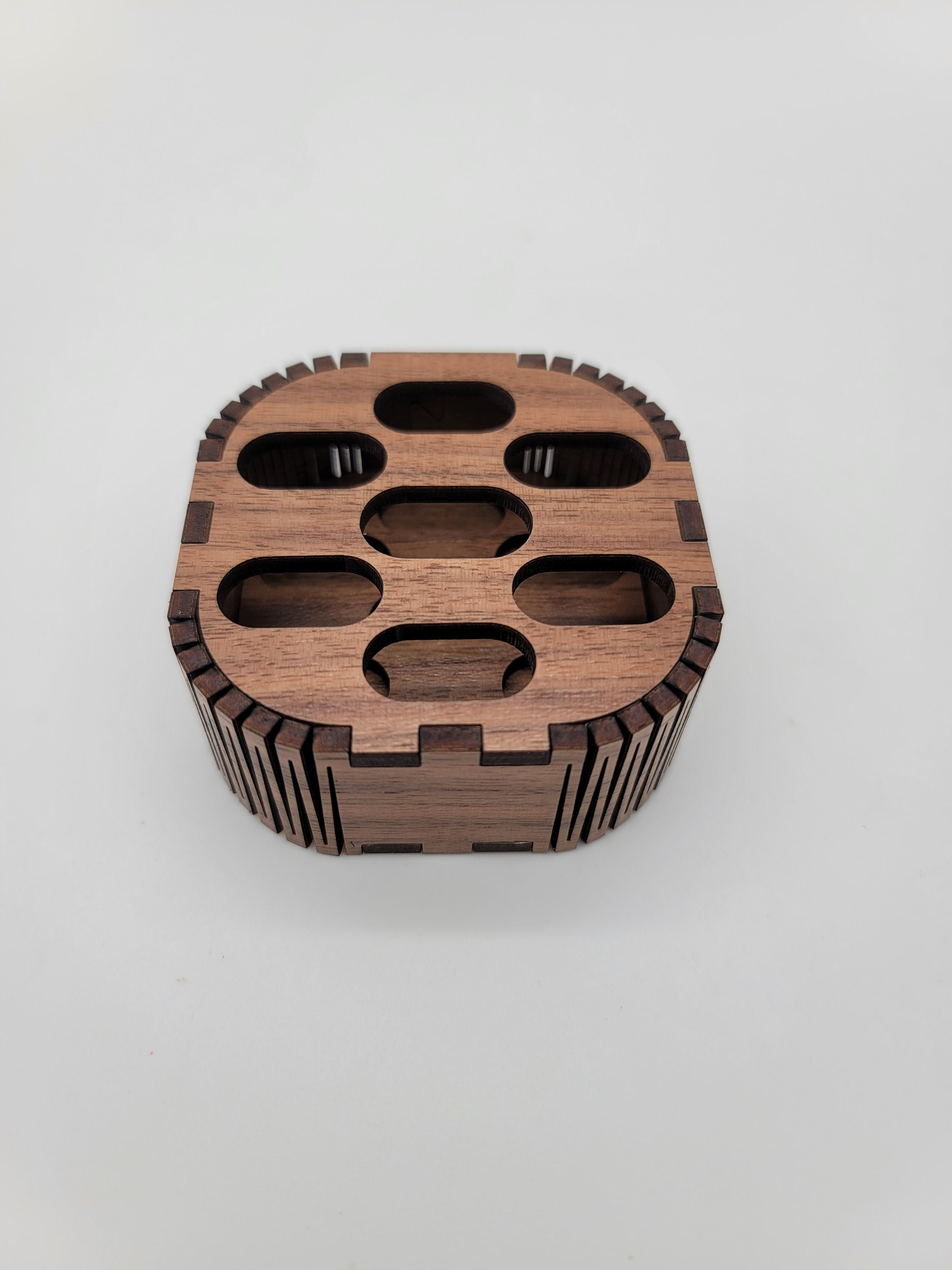 Circular Plywood Airgraft 2 Pod and Battery Holder