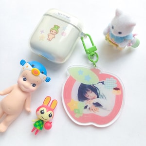 yv3s apple keychain / cute acrylic kpop l00na keychain / frutiger aero y2k heisei retro aesthetic keyring / phone strap / kpop dangly charm